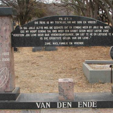ENDE Theo, van den 1951-2000 &amp; Felicity 1958-2000 :: VAN DEN ENDE Marnus 1983-2000