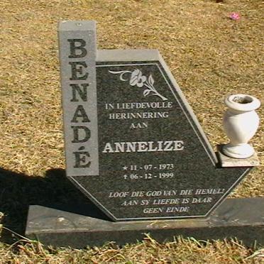 BENADÉ Annelize 1973-1999