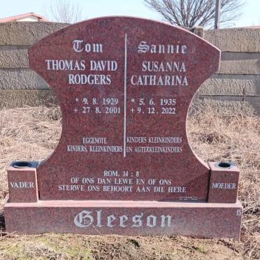 GLEESON Thomas David Rodgers 1929-2001 & Susanna Catharina 1935-2022 