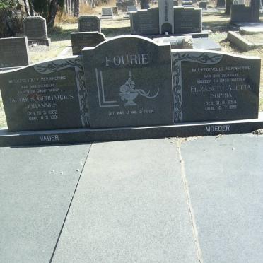 FOURIE Jacobus Gerhardus Johannes 1892-1981 &amp; Elizabeth Aletta Sophia 1894-1981