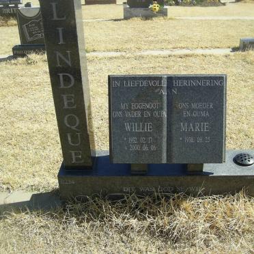 LINDEQUE Willie 1932-2000 &amp; Marie 1938-