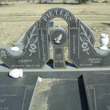 PIETERS Christiaan Jacobus 1920-1992 &amp; Susara Johanna SAUER 1925-