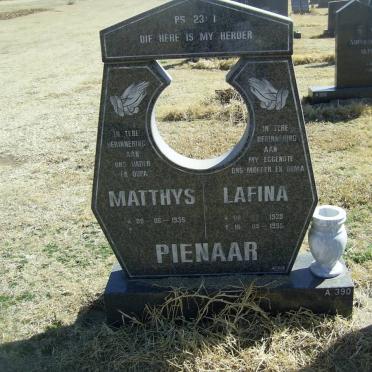 PIENAAR Matthys 1935-  &amp; Lafina 1939-1995