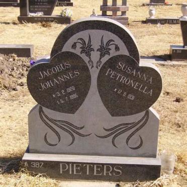PIETERS  Jacobus Johannes 1928-1995 &amp; Susanna Petronella 1931-