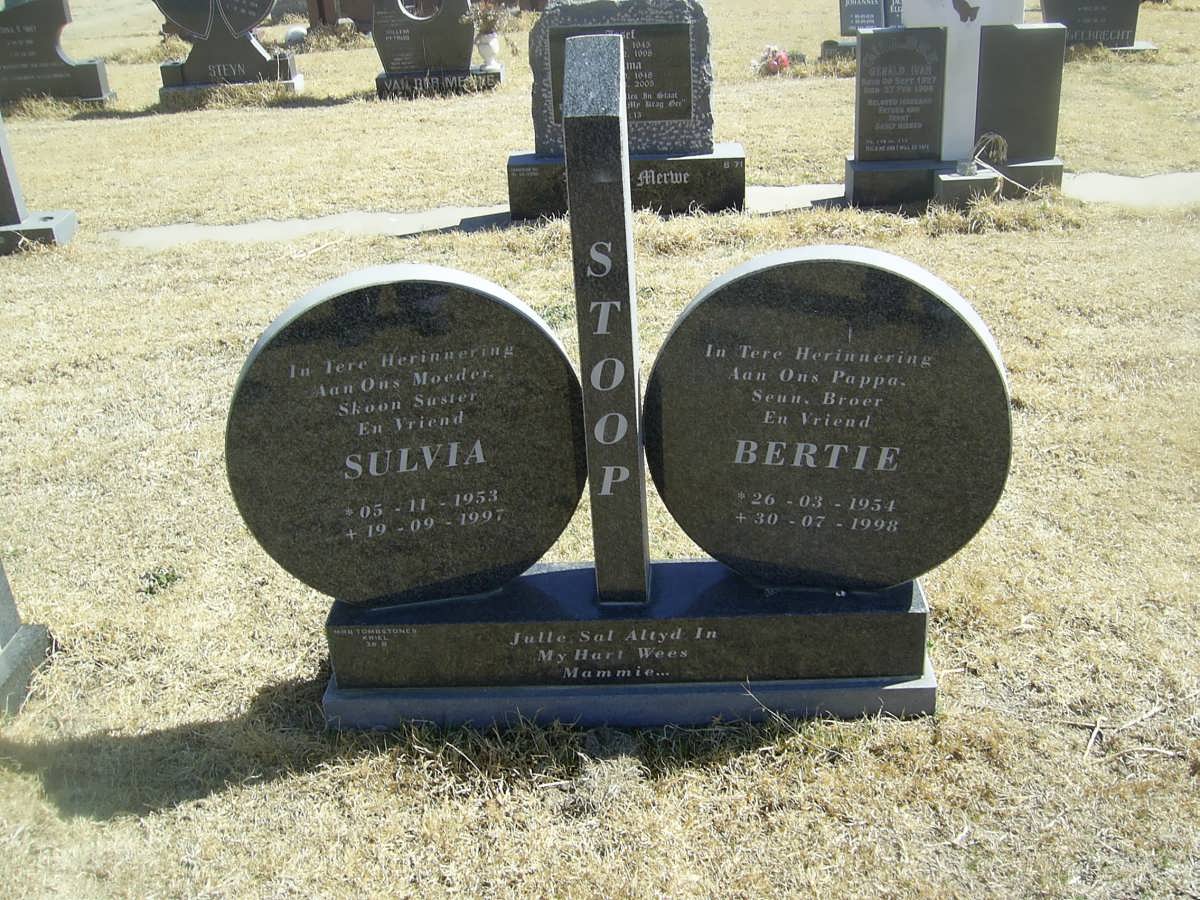 STOOP Bertie 1951-1998 & Sulvia 1953-1997