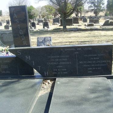 SMITH Erasmus Johannes 1908-1986 &amp; Wilhelmiena Jacomiena BEZUIDENHOUT 1912-