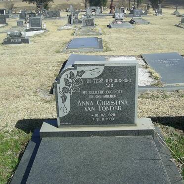 TONDER Anna Christina, van 1920-1983