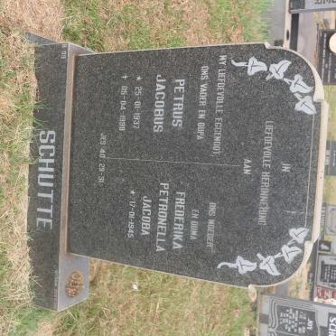 SCHUTTE Petrus Jacobus 1937-1998 &amp; Frederika Petronella Jacoba 1945-