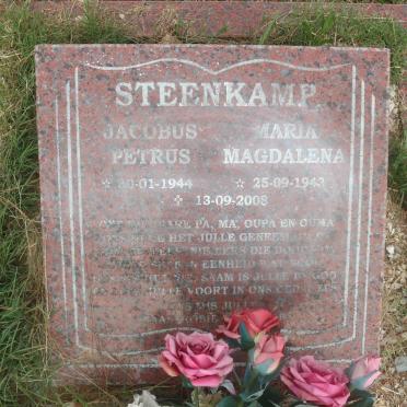 STEENKAMP Jacobus Petrus 1944-2008 &amp; Maria Magdalena 1943-2008