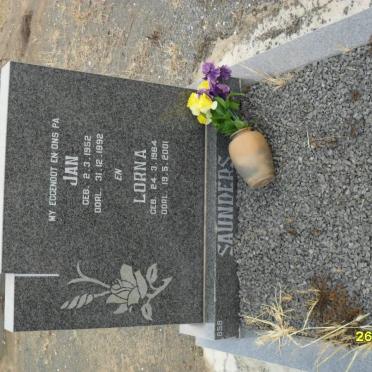 SAUNDERS Jan 1952-1992 &amp; Lorna 1964-2001