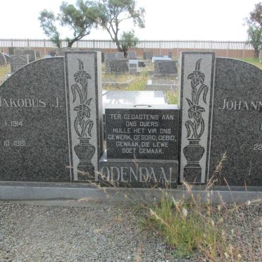 ODENDAAL Jakobus J. 1914-1981 &amp; Johanna E. 1911-1982