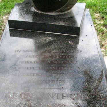 ROUX Christo, Le 1928-1990 :: ANTHONY Deon 1959-2003