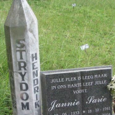 STRYDOM Johannes Hendrik1933-1992 &amp; Sarie 1941-2004