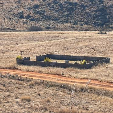 Mpumalanga, WATERVAL BOVEN district, Uitkomst 390, farm cemetery