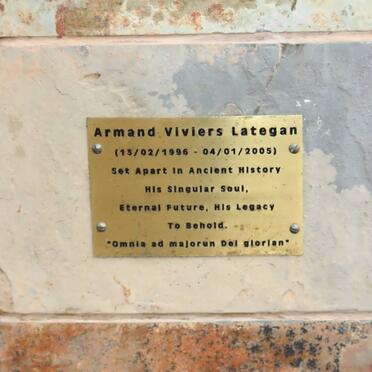 LATEGAN Armand Viviers -2005