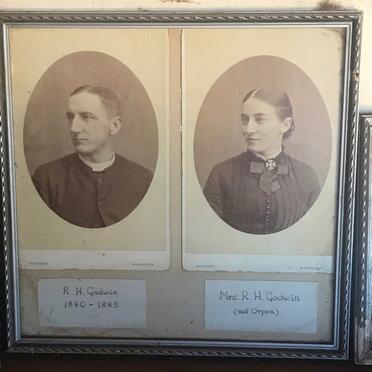 GODWIN R.H. & Mrs GODWIN nee ORPEN