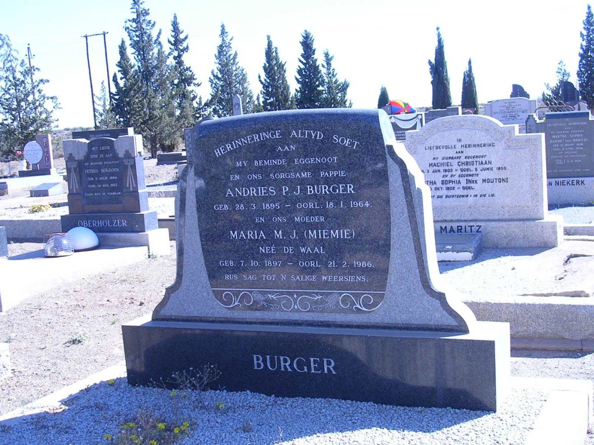 BURGER Andries P.J. 1895-1964 & Maria M.J. DE WAAL 1897-1986