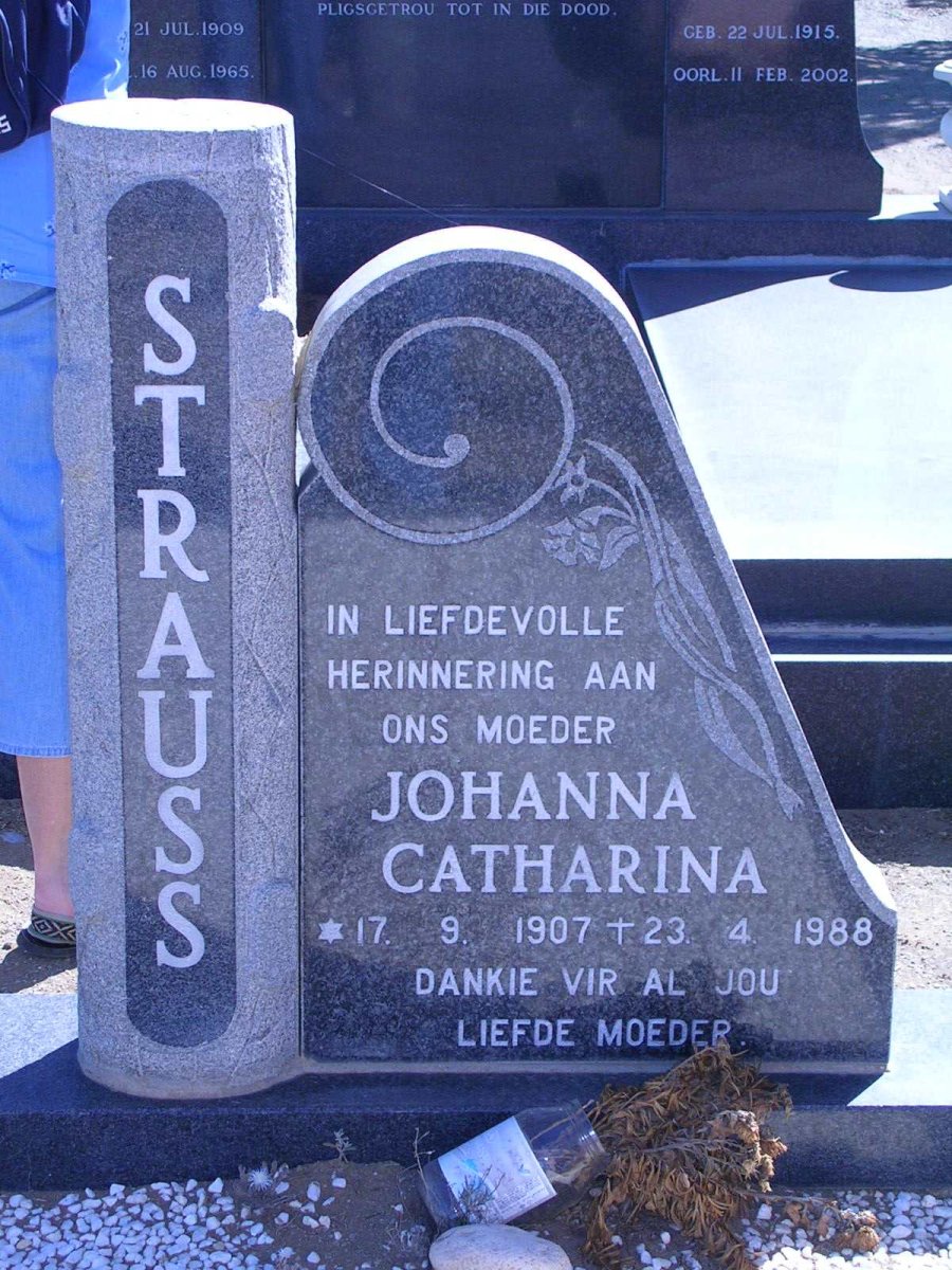 STRAUSS Johanna Catharina 1907-1988