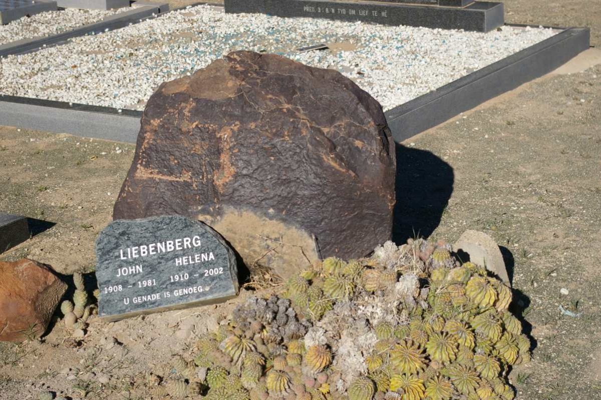 LIEBENBERG John 1908-1981 & Helena 1910-2002