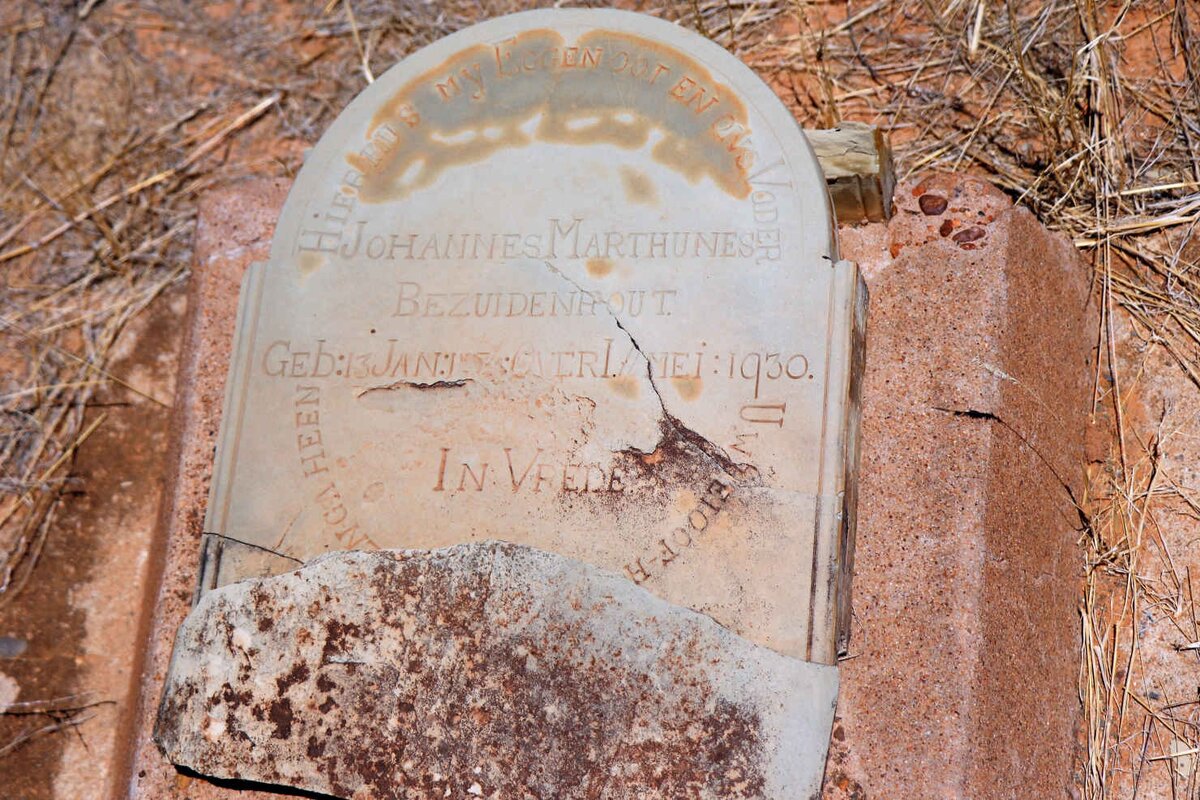 BEZUIDENHOUT Johannes Marthunes 18??-1930