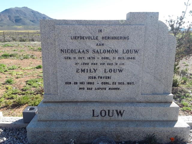 LOUW Nicolaas Salomon 1875-1945 & Emily FRYER 1882-1967