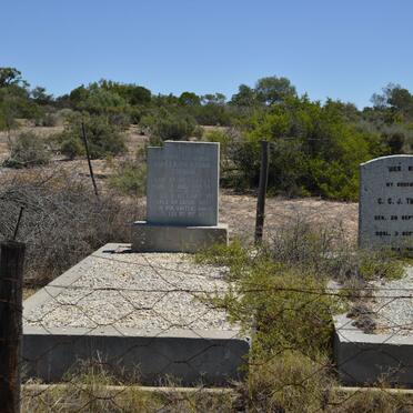 THERON G.C.J. 1889-1961 &amp; Magrieta Helena 1901-1974