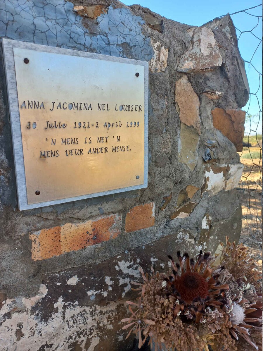 LOUBSER Anna Jacomina, NEL 1921-1999