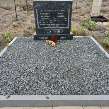 WYK Louis Jacobus, van 1902-1970 &amp; Catherina Arnoldina BRYNARD 1908-1974