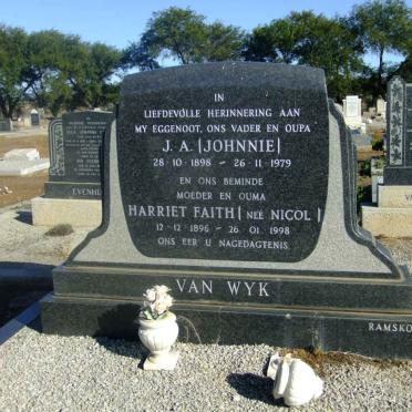 WYK J.A., van 1898-1979 &amp; Harriet Faith NICOL 1896-1998