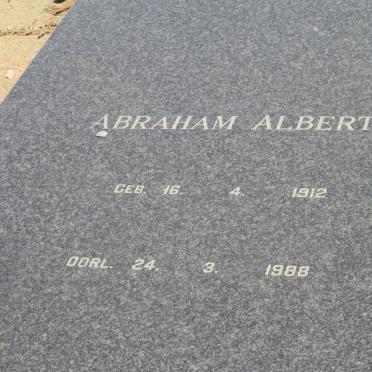 BERG Abraham Albertus, van der 1912-1988 &amp; Wilhelmia Engela Jacoba Van Wyk SMIT 1903-1977