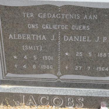 JACOBS Daniel J.P.J. 1887-1964 &amp; Albertha J. SMIT 1901-1986