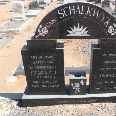 SCHALKWYK Leonardus D., van 1917-1977 &amp; Johanna A.J. KRUGER 1915-2009