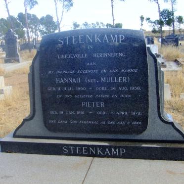 STEENKAMP Pieter 1891-1972 &amp; Hannah MULLER 1890-1958