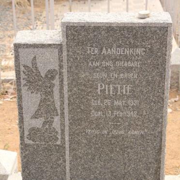 SCHALKWYK Pietie, van 1931-1943 :: VAN SCHALKWYK Pietie -1943
