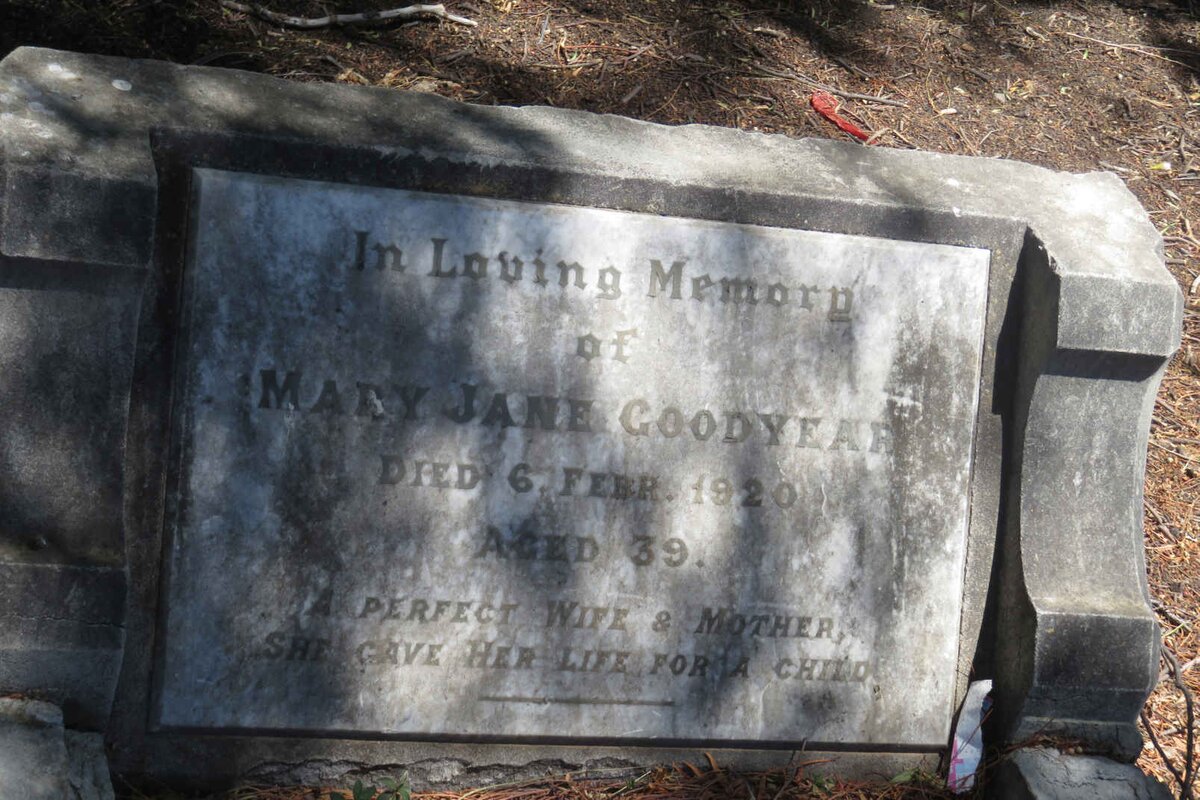 GOODYEAR Mary Jane -1920