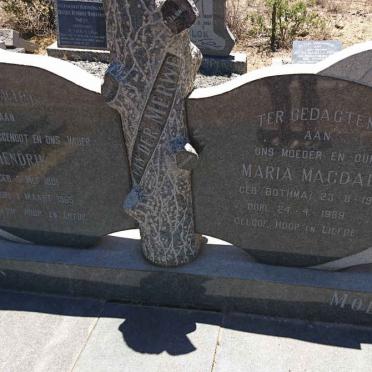 MERWE Hendrik, van der 1891-1965 &amp; Maria Magdalena BOTHMA 1907-1989