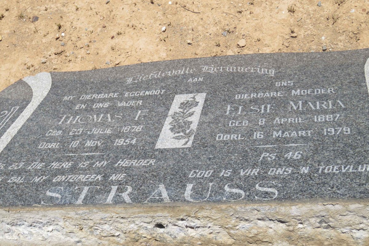 STRAUSS Thomas F. 1878-1954 & Elsie Maria 1887-1979