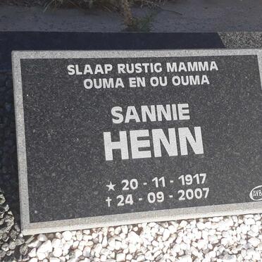 HENN Sannie 1917-2007