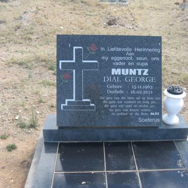 MUNTZ Dial George 1963-2011