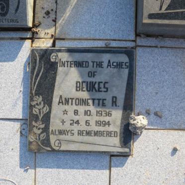 BEUKES Antoinette R. 1936-1994