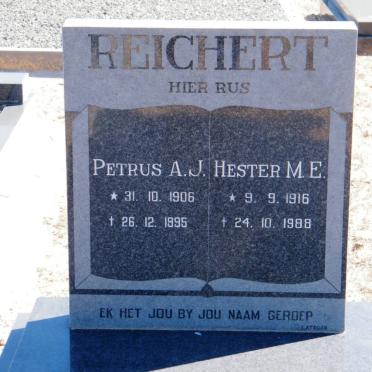 REIGHERT Petrus A.J. 1906-1995 &amp; Hester M.E. 1916-1988