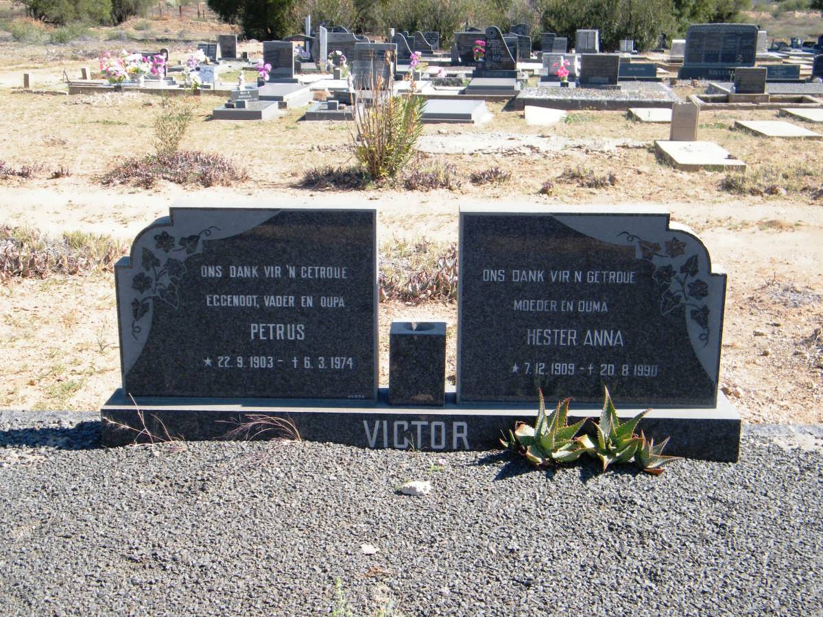 VICTOR Petrus 1903-1974 & Hester Anna 1909-1990
