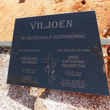 VILJOEN Herculaas Johannes 1912-1989 & Anna Catharina Magrietha 1910-2000