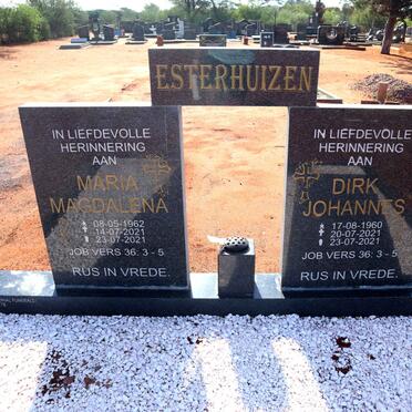 ESTERHUIZEN Dirk Johannes 1960-2021 & Maria Magdalena 1962-2021