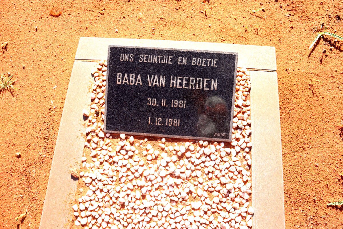1HEERDEN, van 1981-1981