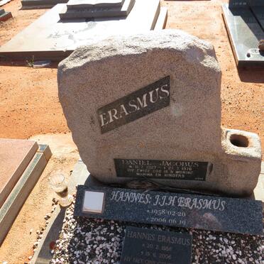 ERASMUS Daniel Jacobus 1927-1976 :: ERASMUS J.J.H. 1958-2006 