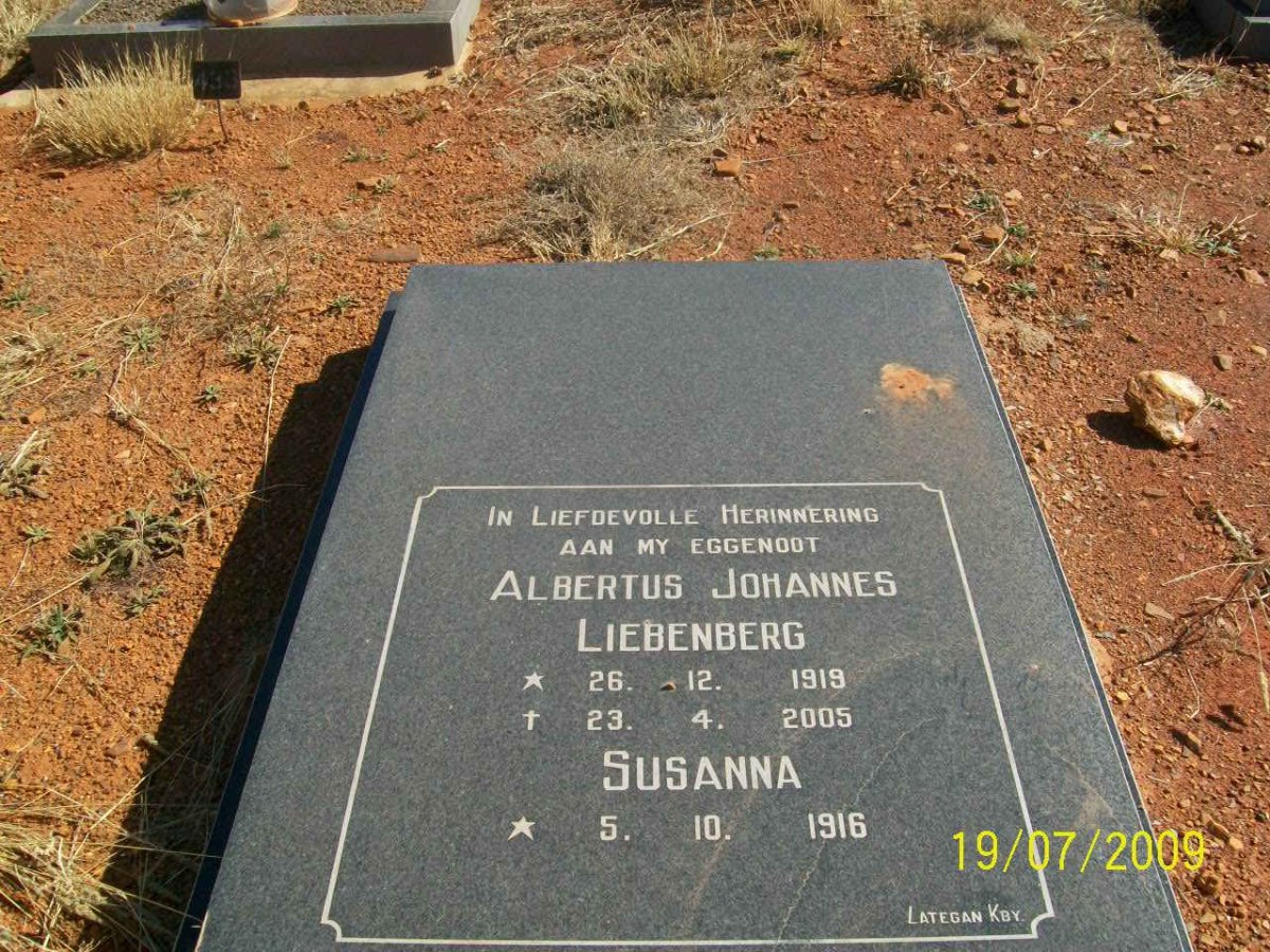 LIEBENBERG Albertus Johannes 1919-2005 & Susanna 1916-