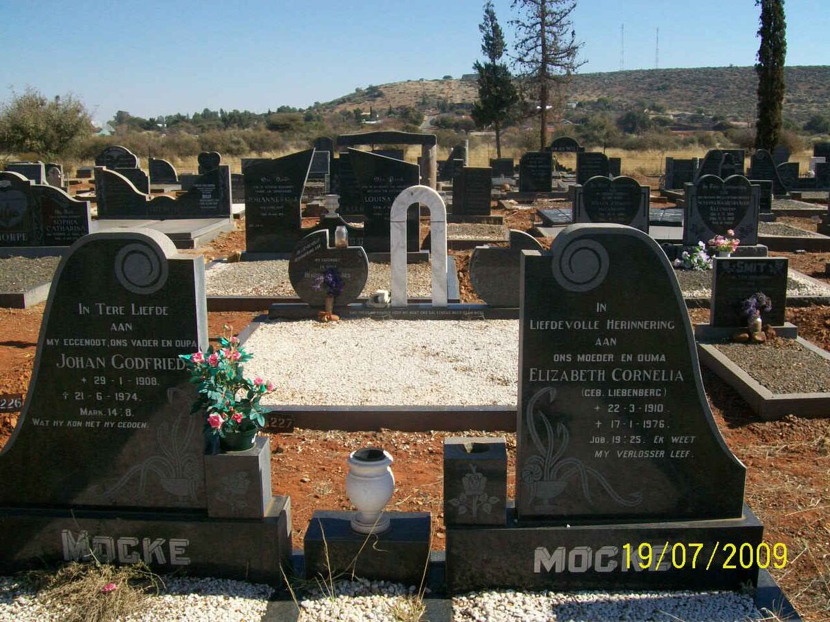 MOCKE Johan Godfried 1908-1974 &amp; Elizabeth Cornelia LIEBENBERG 1910-1976