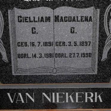 NIEKERK Gielliam C., van 1891-1981 &amp; Magdalena C. 1897-1990