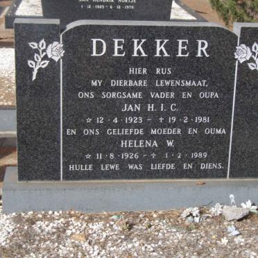 DEKKER Jan H.I.C. 1923-1981 &amp; Helena W. 1926-1989